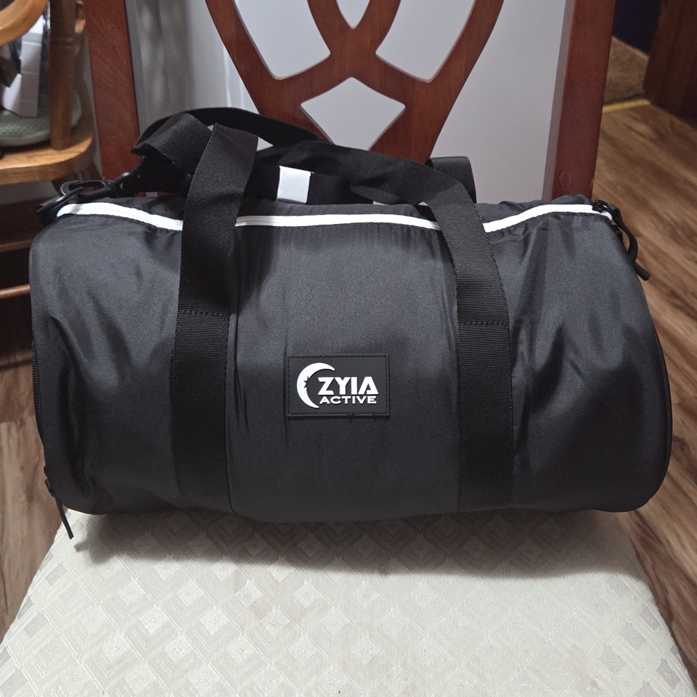 Zyia Active Duffel Bag